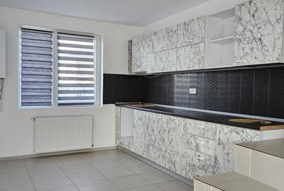 Casa insiruita -120mp- 200mp suprafata teren- 2 bai - 4 dormitoare- Casa insiruita -120mp- 200mp suprafata teren- 2 bai - 4 dormitoare- - 2