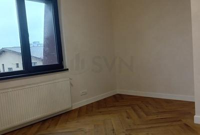 Apartament cu 3 camere nedecomandat în 1 Mai - 5