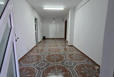 Spațiu comercial, de 80 mp, în Exterior Vest - 2