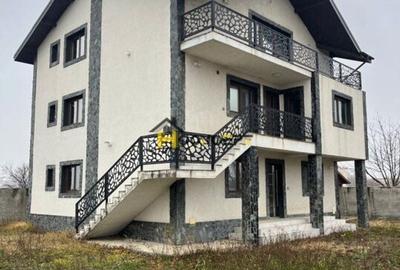 Casa individuala + teren 400 mp Cornetu Ilfov - 1