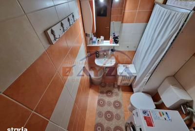Apartament cu 4 camere decomandat în Central - 9