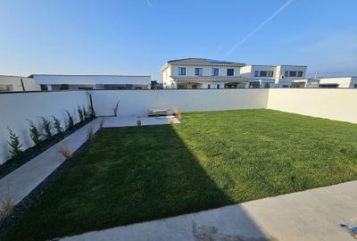 Casă cu 3 camere în Moșnița Nouă - 4