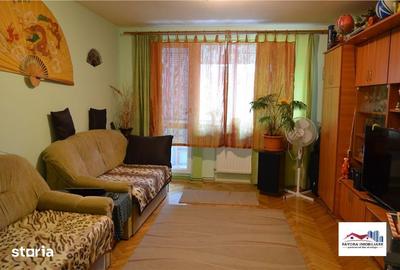 Apartament cu 3 camere decomandat în Tudor - 3