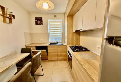 Apartament cu 2 camere decomandat în Tractorul - 3