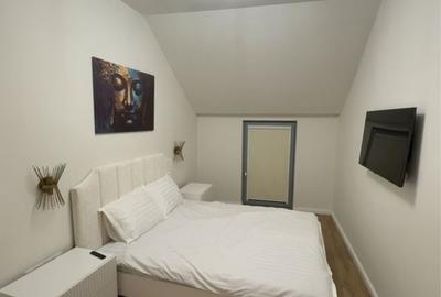 Apartament cu 3 camere decomandat în Central - 1