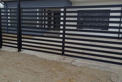 Casă cu 3 camere în Central