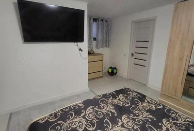 Apartament 5 camere,suprafata mare, curte, bloc 2006 - 4 nivele, Decebal, metrou - 7