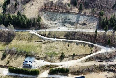 Teren de 2400 mp, în Sohodol - 1