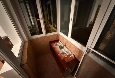 Apartament cu 2 camere semidecomandat, mobilat în City Park Mall - 9