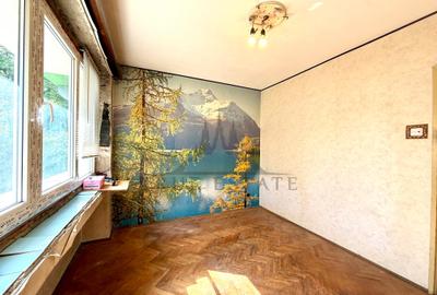 Apartament cu 3 camere semidecomandat în Domenii