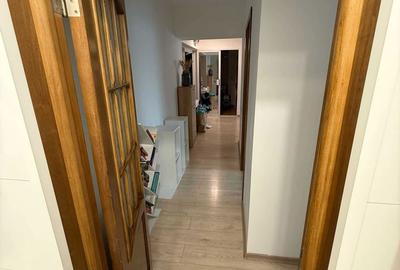 Apartament cu 3 camere decomandat în Victoriei - 7
