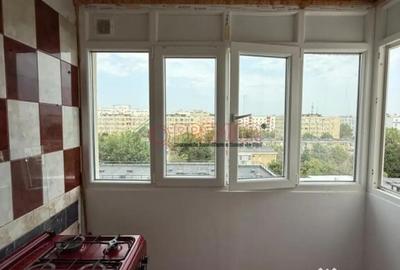Apartament cu 3 camere decomandat în Apărătorii Patriei - 13