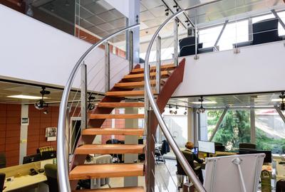 CLĂDIRE BIROURI - 300 MP - DESIGN MODERN - 10