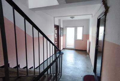 Garsonieră semidecomandată, mobilată în Vitan Mall - 9