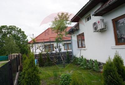 Casă cu 6 camere cu Canalizare în Crăciunești - 23