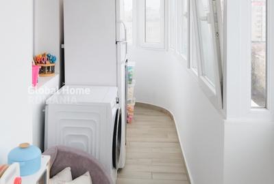 Apartament cu 4 camere semidecomandat, mobilat în 1 Mai - 30