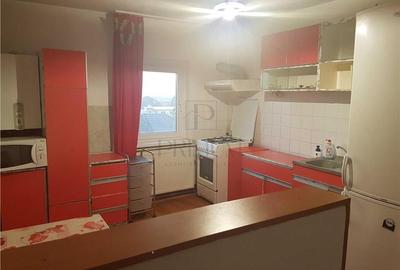 Apartament cu 2 camere semidecomandat, mobilat în Spitalul Județean