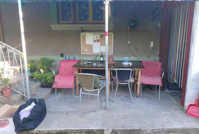 Casă cu 3 camere în Dumbrava - 1