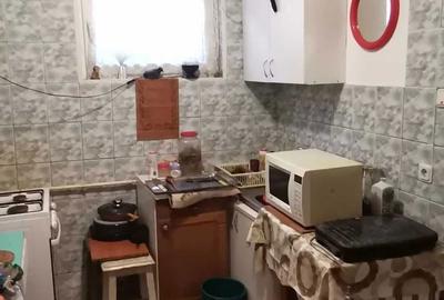 Casă cu 3 camere în Central - 1