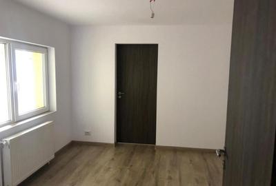 Casa 2 camere cartier 23 August - 4