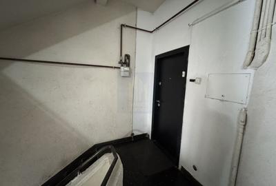 Apartament cu 3 camere semidecomandat, mobilat în Dacia - 32