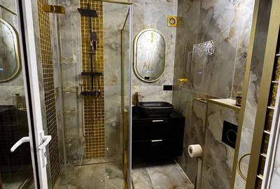 Apartament de vanzare 3 camere, strada Aluminei, Oradea. - 1