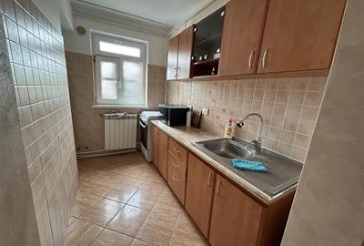 Apartament cu 2 camere decomandat, mobilat în Sud - 3