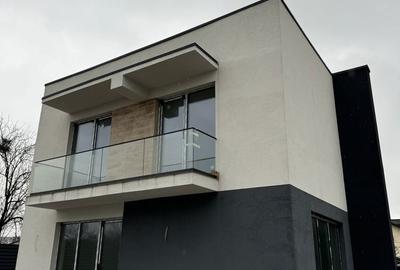 Casă cu 4 camere în Bariera Vâlcii - 2