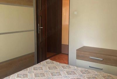 Apartament cu 2 camere decomandat în Titan