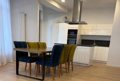 Apartament cu 2 camere decomandat în Girocului