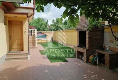 Casă cu 5 camere cu Canalizare în Lipovei - 12