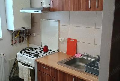 Garsonieră decomandată în Florești - 2