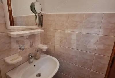Apartament de 3 camere, 68 mp, zona Rovine - 9