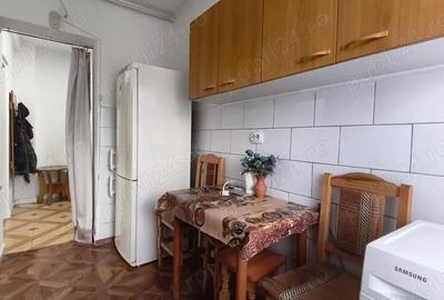 Apartament cu 2 camere decomandat în Gojdu - 6