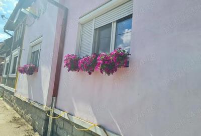 Casă cu 4 camere în Central - 9