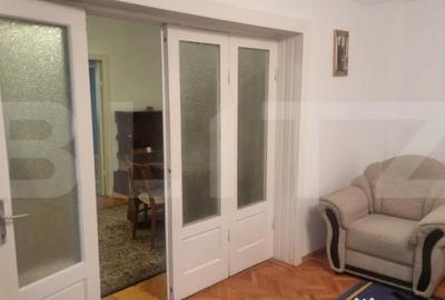 Casă cu 5 camere cu Teren 380 Mp în Central