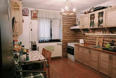 Casă cu 4 camere în Central - 13