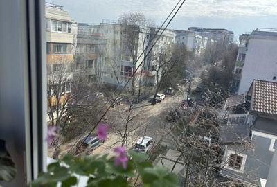 Apartament cu 2 camere decomandat, mobilat în Băneasa - 2