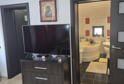 Casă cu 6 camere cu Teren 2106 Mp în Piatra - 14