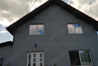Casă cu Teren 690 Mp în Colonia Mică - 1