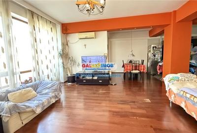 Apartament cu 2 camere decomandat în Drumul Sării