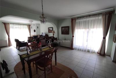 Vila 7 camere 234 mp - Clinceni / Str. Monumentul Eroilor - 13