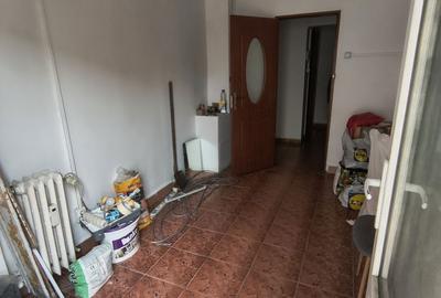 Spațiu comercial, de 75 mp, în ICIL - 2