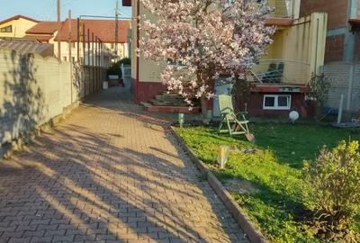 Vand casa pretabila pt.2 familii