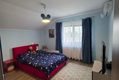 Proprietar vand casa individuala cu 4 camere si teren de 820 mp - Dumbravita - 10