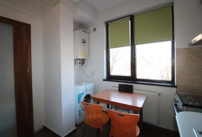 Feldioara, Damaroaia, inchiriere garsoniera bloc 2012 - 4