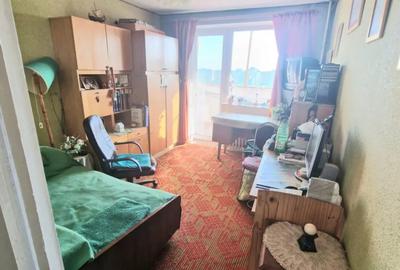 Apartament cu 3 camere semidecomandat în Rogerius - 2