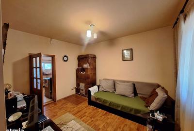 Casă cu 6 camere cu Teren 1000 Mp în Frumușani - 15