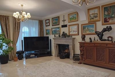 De vanzare vila exceptionala in stil Neo Romanesc cu vedere la lac si padure - 9