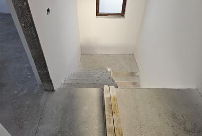 Casă individuală cu 4 camere cu Canalizare în Dezmir - 10